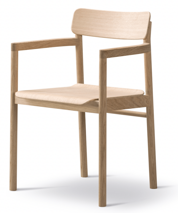 Post Chair - Fredericia - Chairs - Oak Lacquered - HORNE