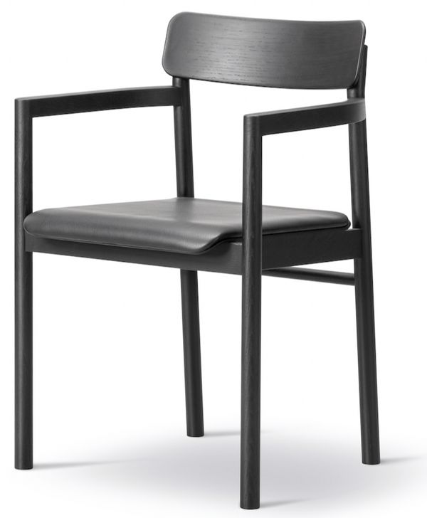 Post Chair - Upholstered Black Lacquered Oak - Fredericia - Chairs - HORNE