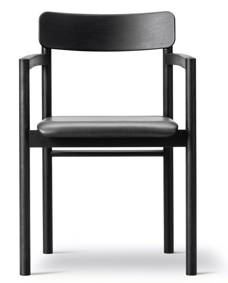 Post Chair - Upholstered Black Lacquered Oak - Fredericia - Chairs - HORNE
