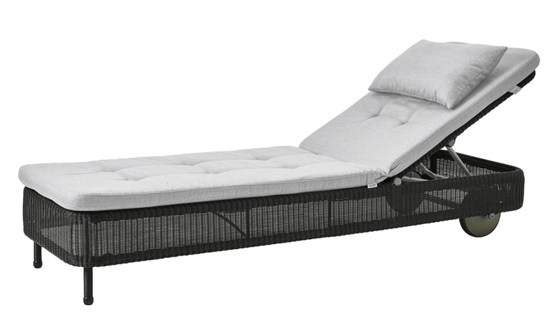 Presley Sunbed - Cane Line - Outdoor Furniture - Taupe - Grey Natté w/QuickDry & Airflow system - HORNE