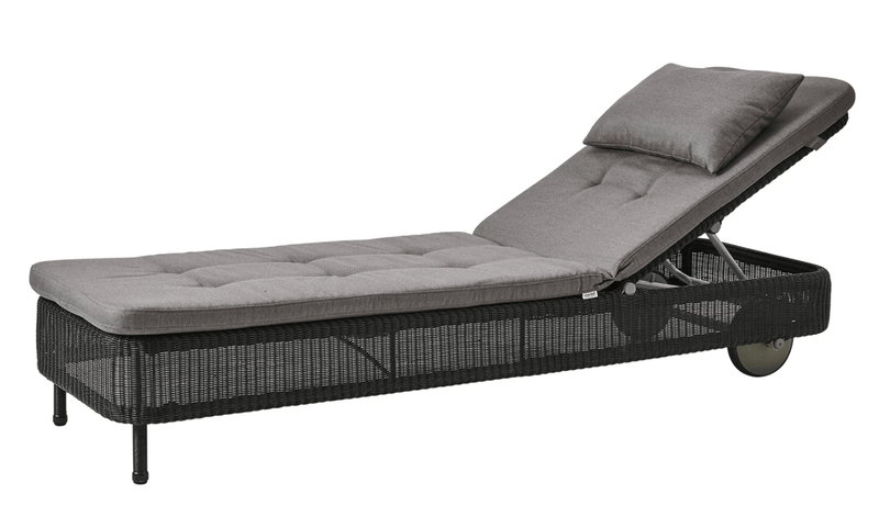 Presley Sunbed - Cane Line - Outdoor Furniture - Taupe - Grey Natté w/QuickDry & Airflow system - HORNE