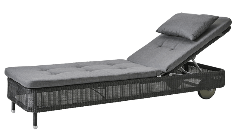 Presley Sunbed - Cane Line - Outdoor Furniture - Taupe - Grey Natté w/QuickDry & Airflow system - HORNE