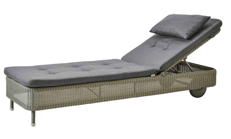 Presley Sunbed - Cane Line - Outdoor Furniture - Taupe - Grey Natté w/QuickDry & Airflow system - HORNE