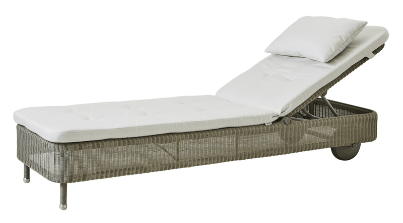Presley Sunbed - Cane Line - Outdoor Furniture - Taupe - Grey Natté w/QuickDry & Airflow system - HORNE