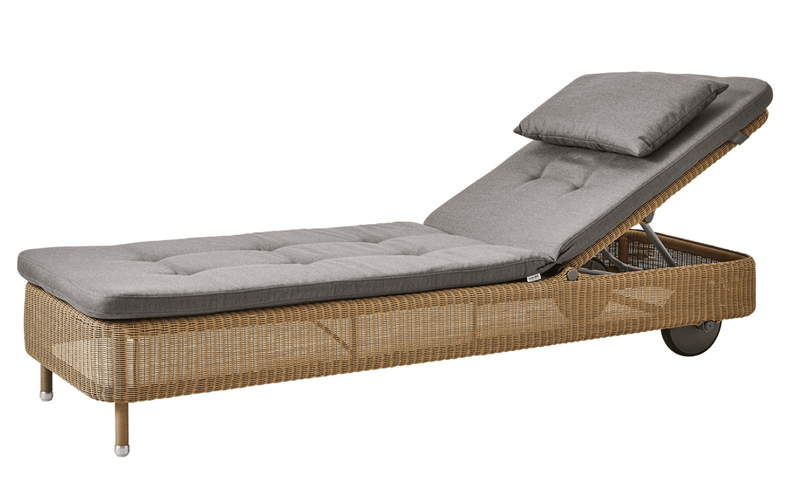 Presley Sunbed - Cane Line - Outdoor Furniture - Taupe - Grey Natté w/QuickDry & Airflow system - HORNE