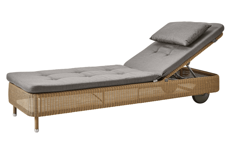 Presley Sunbed - Cane Line - Outdoor Furniture - Taupe - Grey Natté w/QuickDry & Airflow system - HORNE