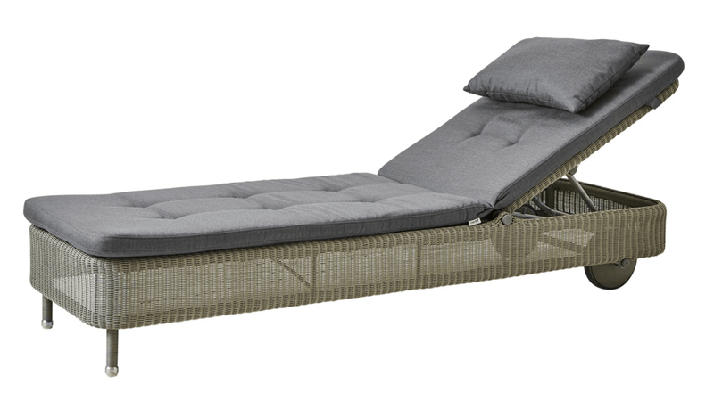 Presley Sunbed - Cane Line - Outdoor Furniture - Taupe - Grey Natté w/QuickDry & Airflow system - HORNE