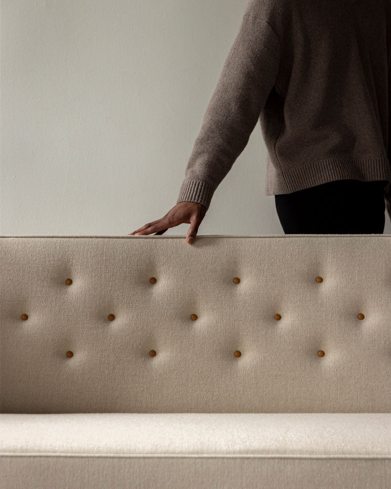 Radiohus Sofa - 2 Seater - Audo Copenhagen Sofas - Natural Oak - Dakar Leather - 0250 Cognac - HORNE