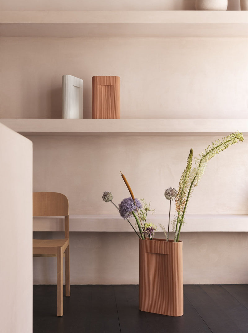 Ridge Vase - Muuto Vases - Small - Beige - HORNE