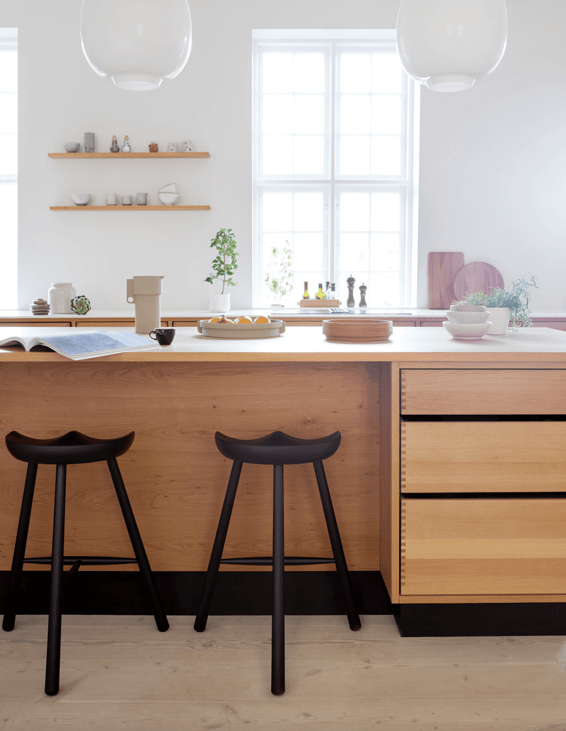 Shoemaker Chair™ - Form + Refine - Chairs - Small - Black - Stained Beech - HORNE