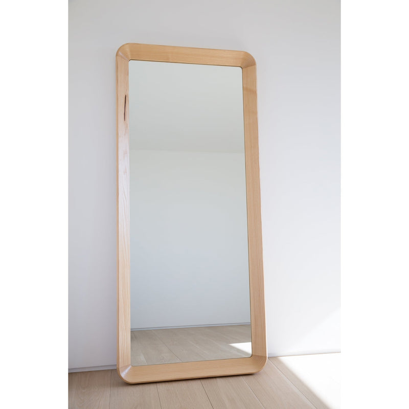 Simple Mirror