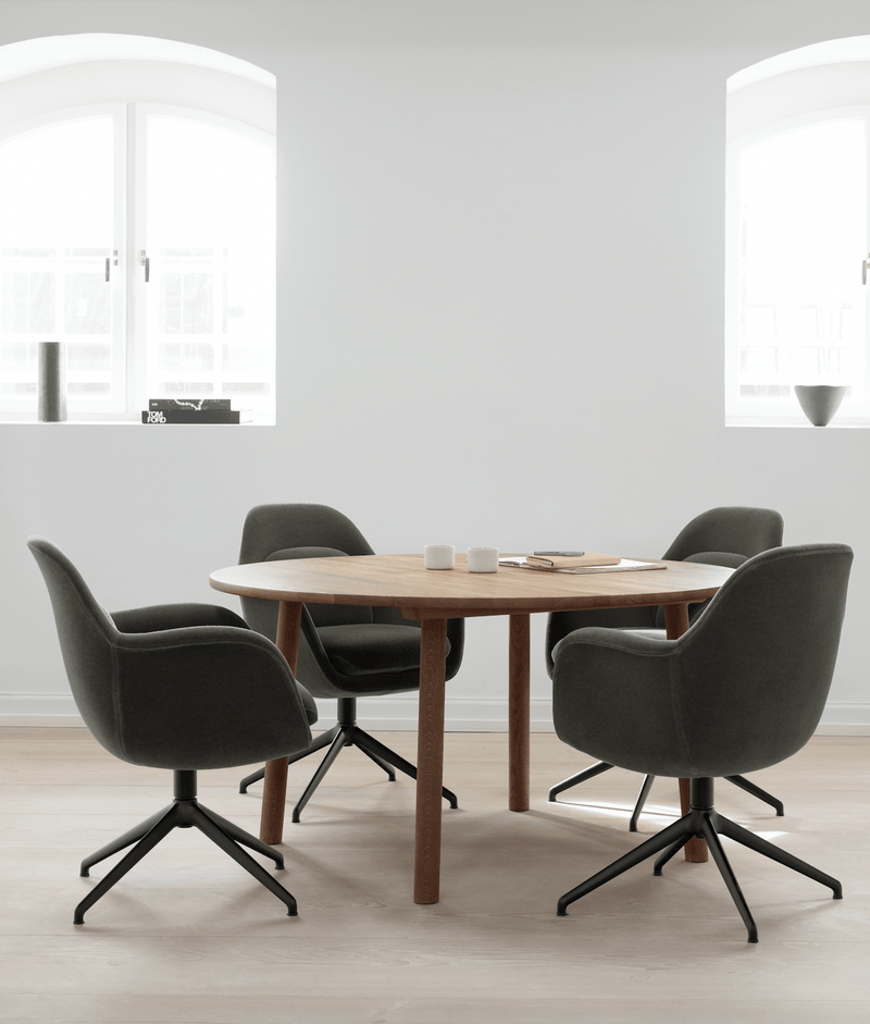 Swoon Chair Swivel Base - Chrome - Fredericia - Chairs - Omni 301 - HORNE