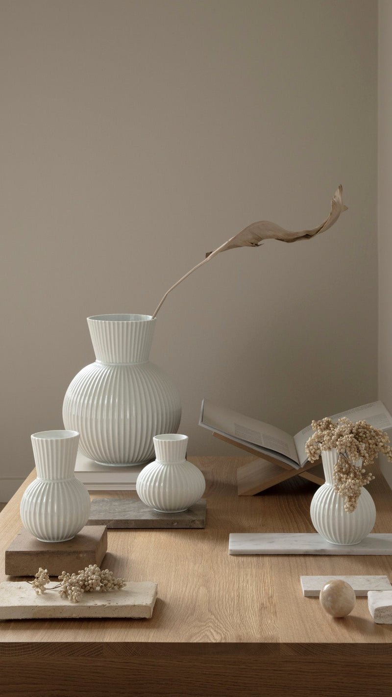 Tura Vase - Lyngby - Vases - 5.7