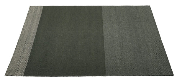 Varjo Rug - Muuto - Rugs - Small - Dark Green - HORNE